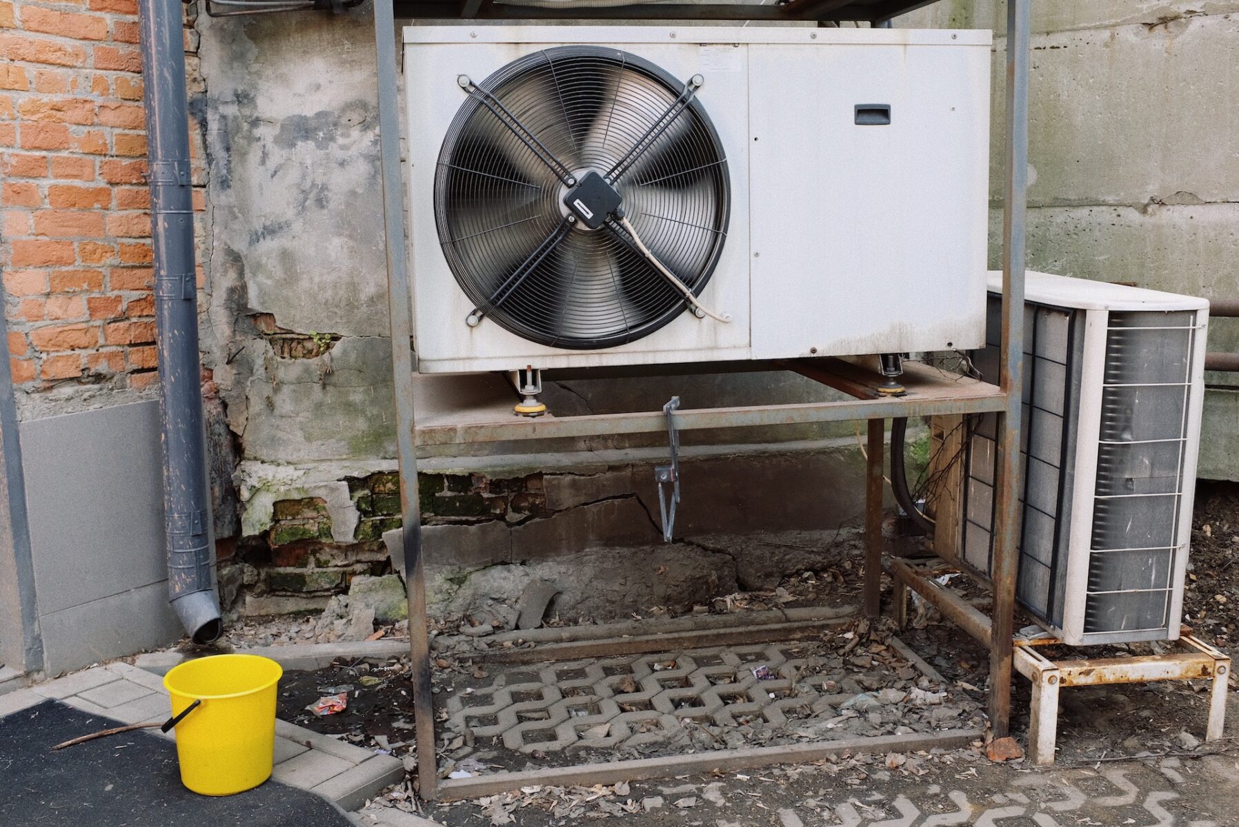 The Top 10 Signs That Your HVAC System Needs to Be Repaired