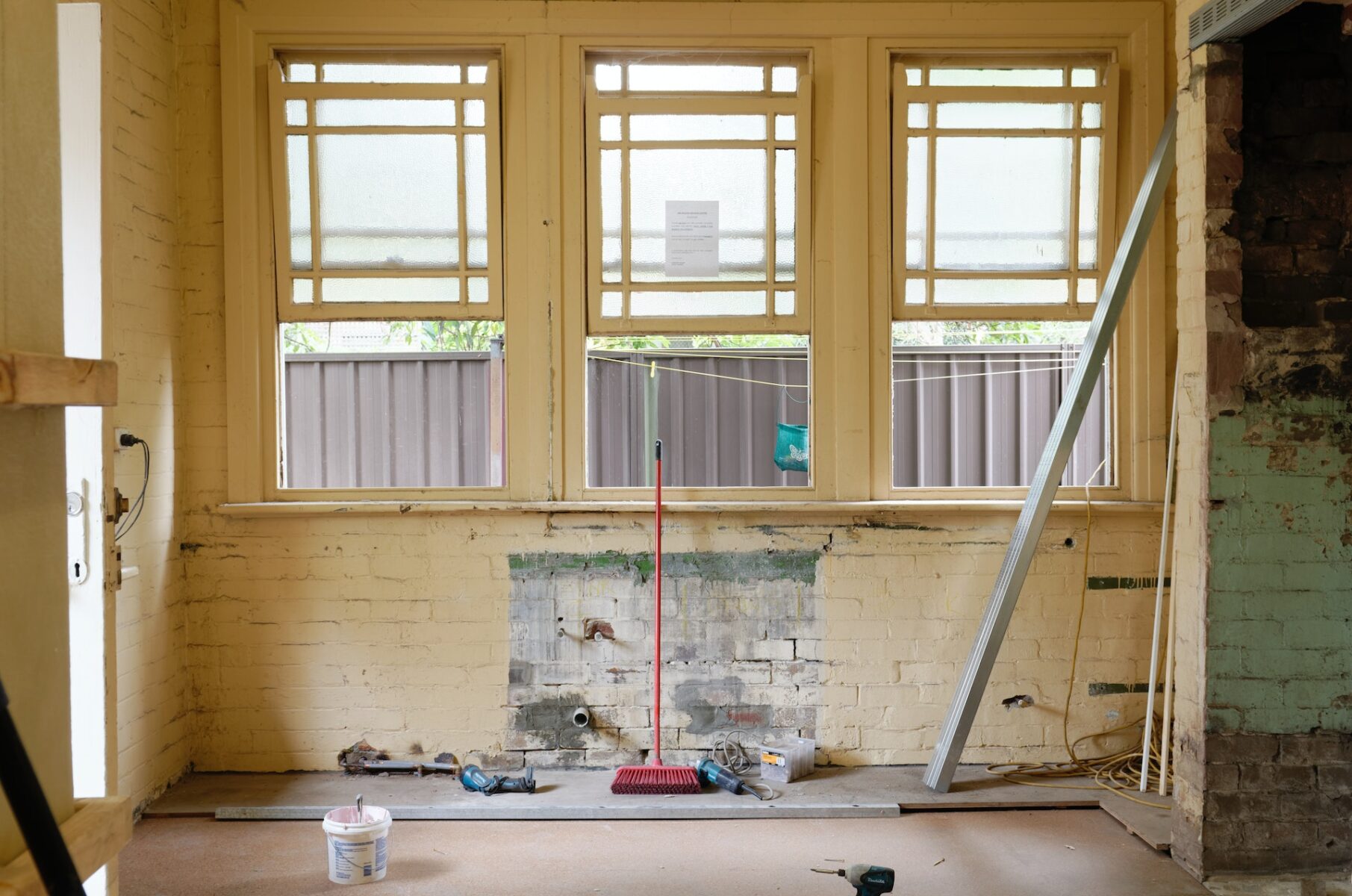 7 Tips for Restoring Old Homes