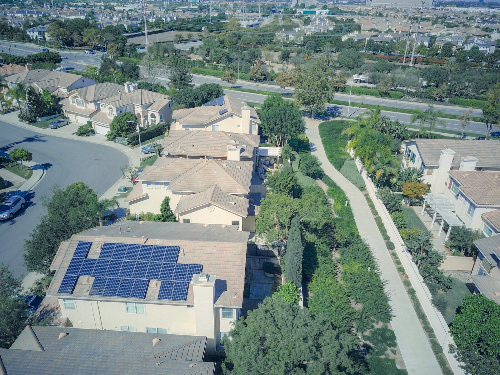 Maximizing the Lifespan of Your Solar Panels