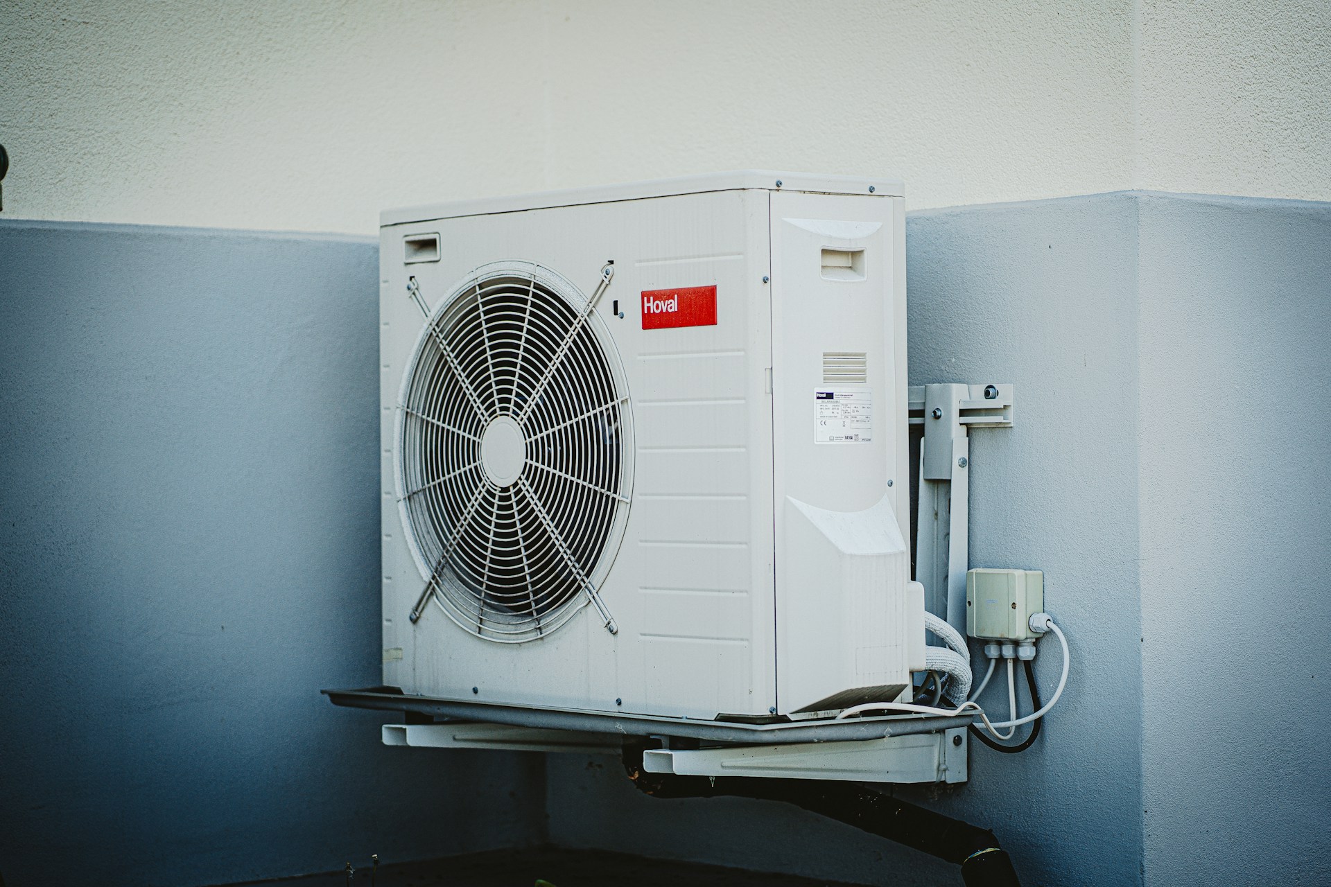 Air Conditioner Red Flags: Know When to Call a Professional